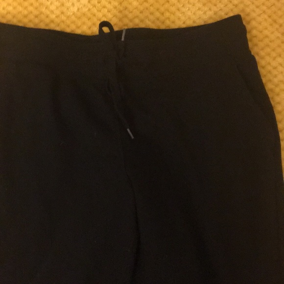 Champion Black Sweatpants - Picture 2 of 6